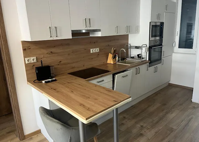 Keszthely Apartman דירה *